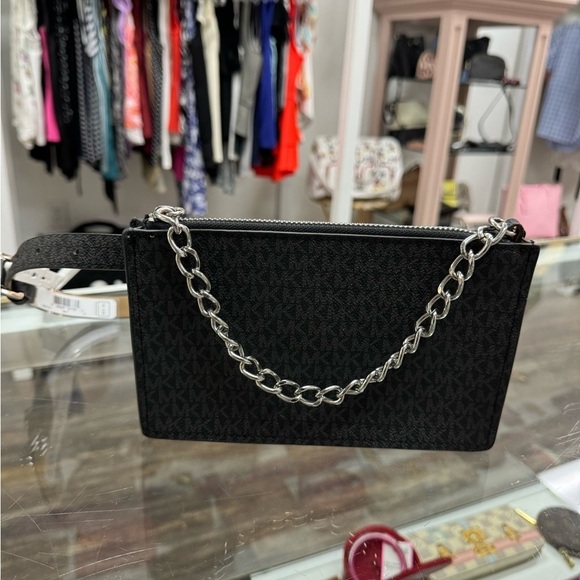 Michael Kors Black Belt Bag‎ NWT with chain - Picture 1 of 3